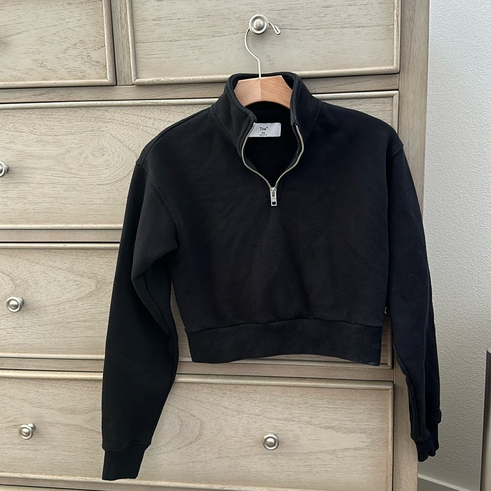 Aritzia Cozy Fleece 1/2 Zip Sweatshirt
